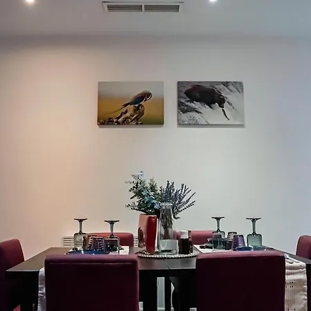 Luxury Short Stay Apartment Hounslow Exterior photo